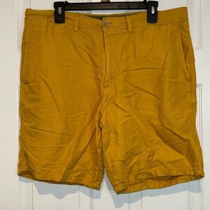 Banana Republic Mustard Yellow Aiden Flat Front Linen Shorts. Size 36